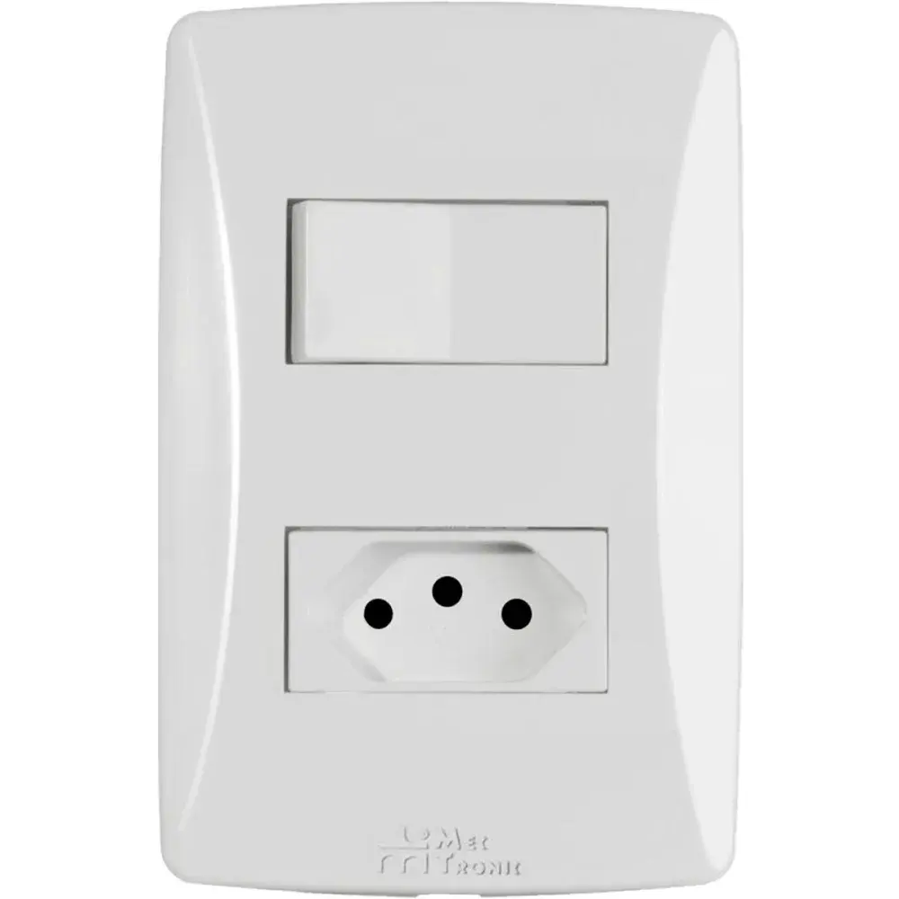 Interruptor preta simples com tomada branco 2P+T 10A Mectronic — fotografia de referência