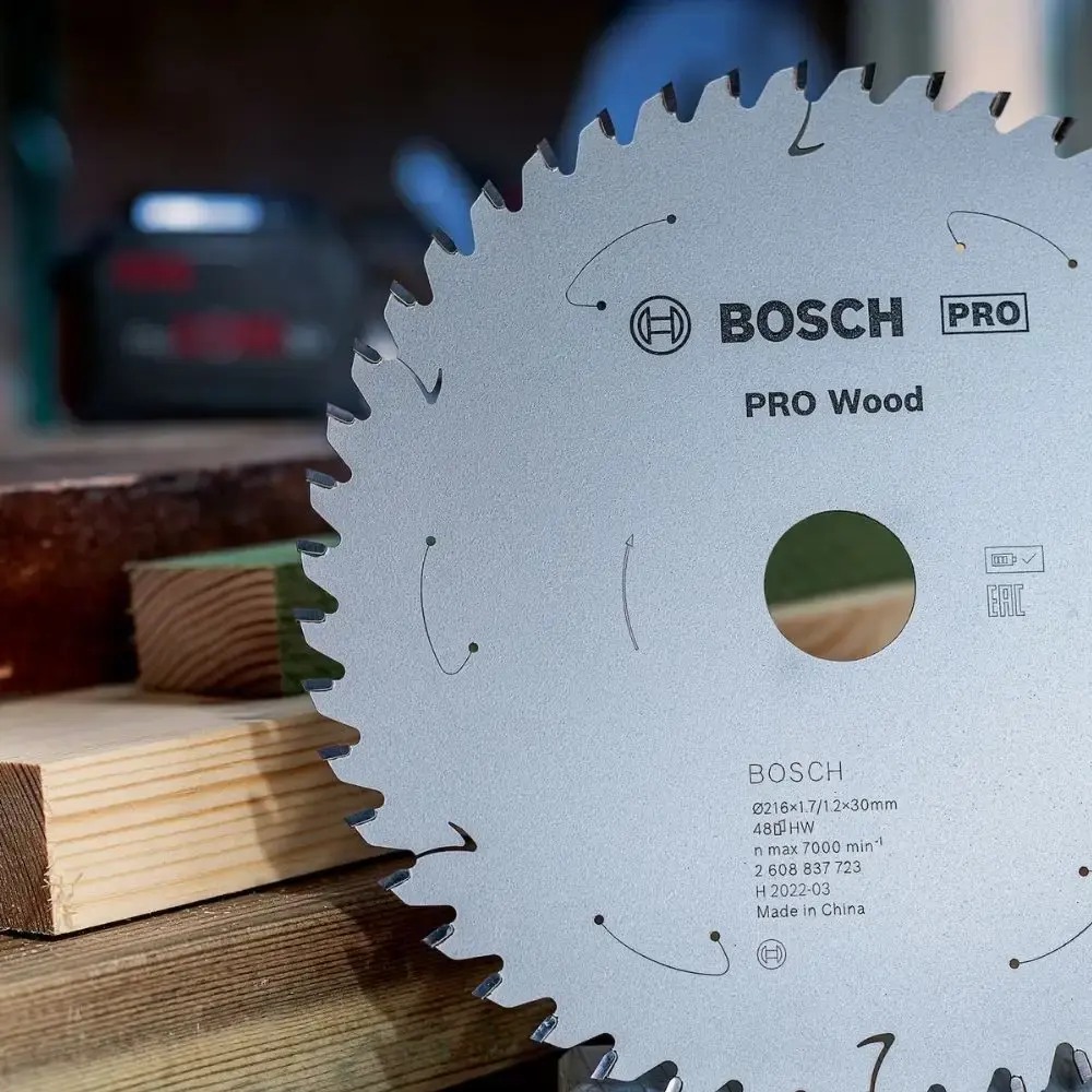 Disco de serra circular PRO Wood Cordless 305mm 60D 2608837742-000 BOSCH — fotografia 7