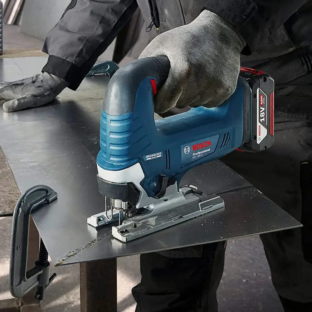 Serra tico tico à bateria GST 185-LI brushless sem carregador e sem bateria Bosch — fotografia 6