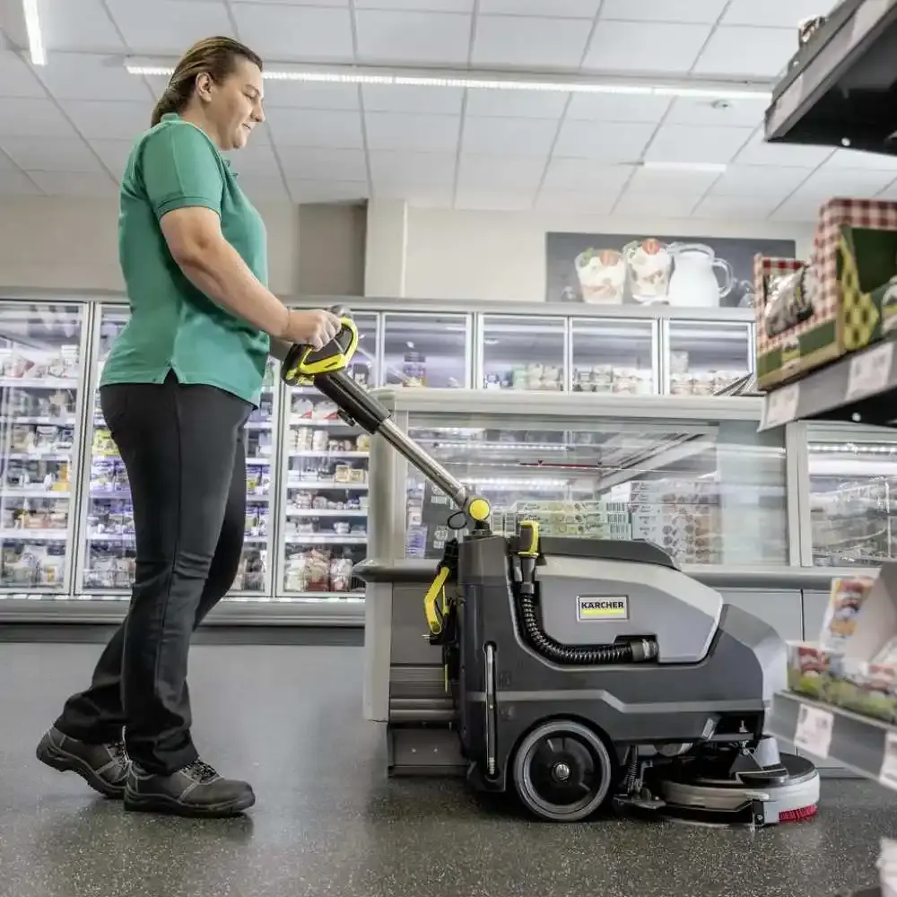 Lavadora e secadora de piso a bateria 1400M²/H BD FIT Karcher — fotografia 9