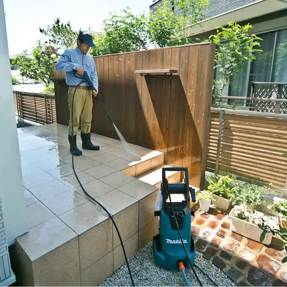 Lavadora de alta pressão 1800W HW1300 127V Makita — fotografia 5