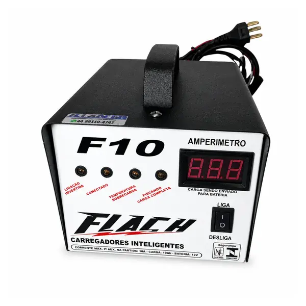 Carregador de baterias inteligente F10 - 12V semi - novo Flach — fotografia de referência