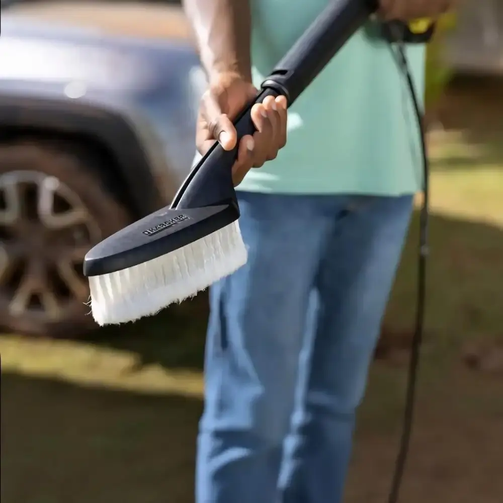 Escova universal para lavadora residencial de alta pressão Karcher — fotografia 4