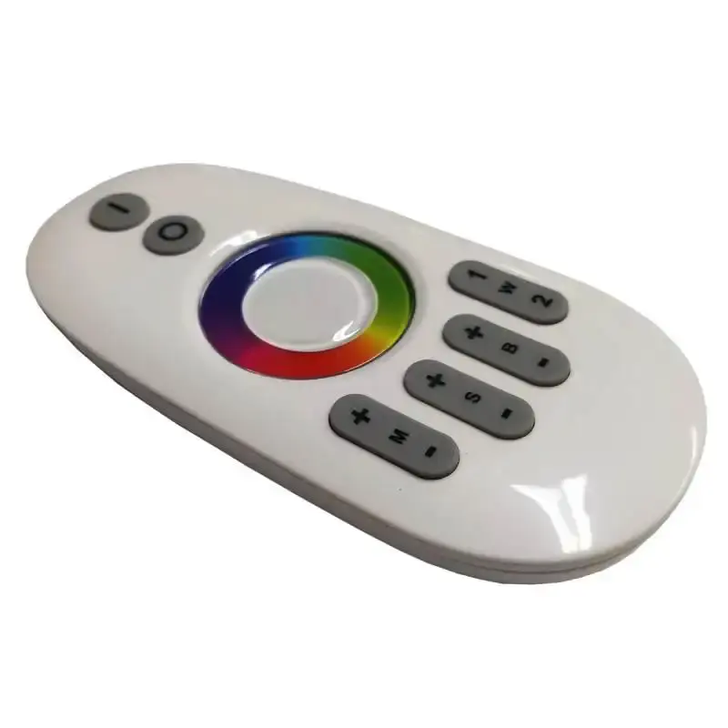 Kit iluminação para piscinas com 6 refletores. controlador RGB touchscreen LED e fonte Fluidra — fotografia 3