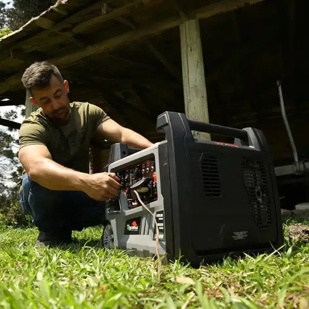 Gerador energia portátil à gasolina 3,5 KVA silencioso partida manual TG3500I Toyama 220 V — fotografia 7