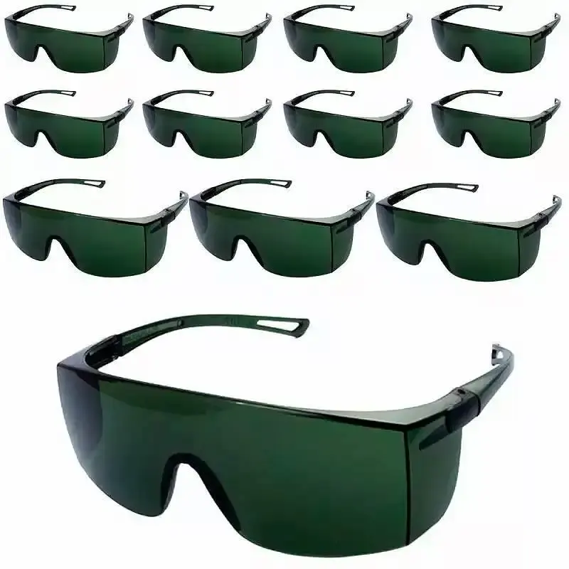 Óculos de proteção rayban verde sky WPS0209 com 12 unidades delta plus — fotografia de referência