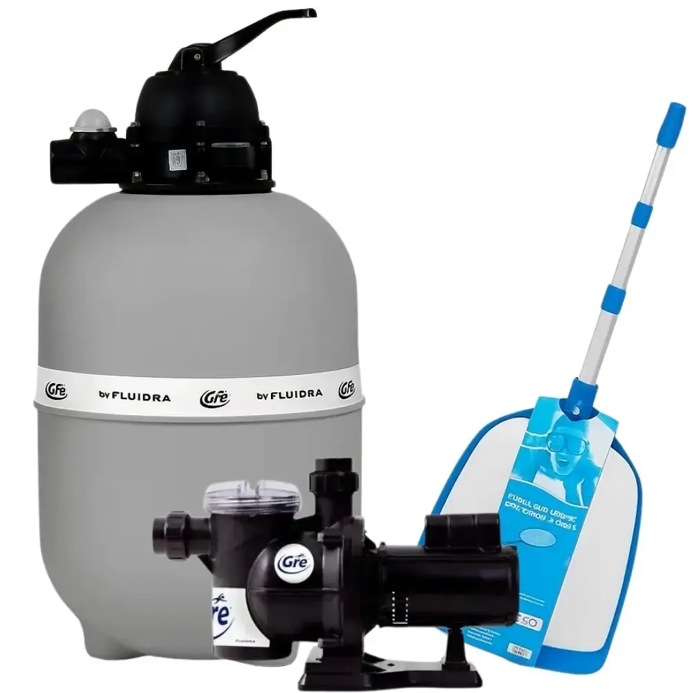 Filtro para piscina 30.000 litros com bomba 1/3 CV bivolt e peneira de cabo telescópico Fluidra — fotografia de referência