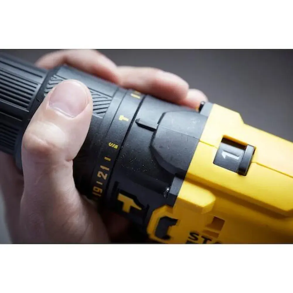 Furadeira parafusadeira 1/2 20V com 119 peç Stanley — fotografia 6