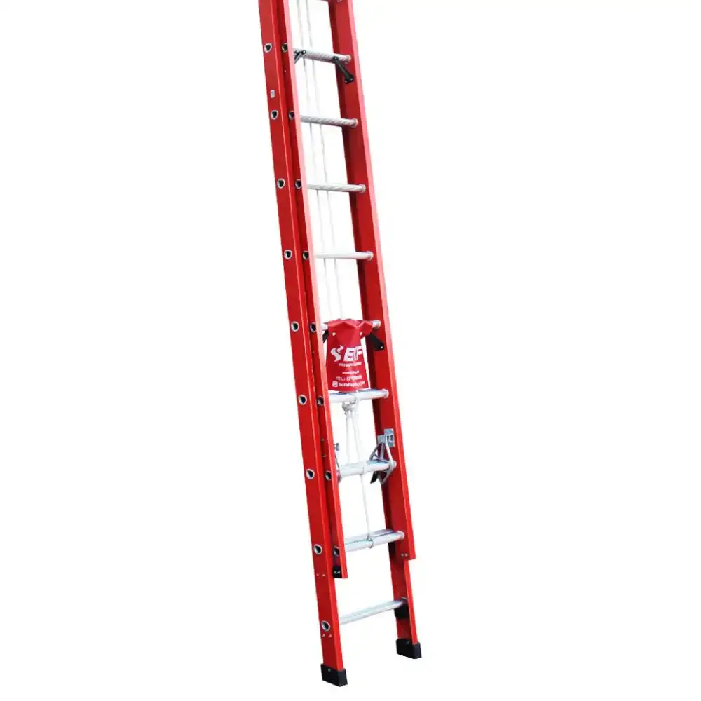 Escada extensível fibra de vidro 8,40M 30 degraus Botafogo — fotografia 5