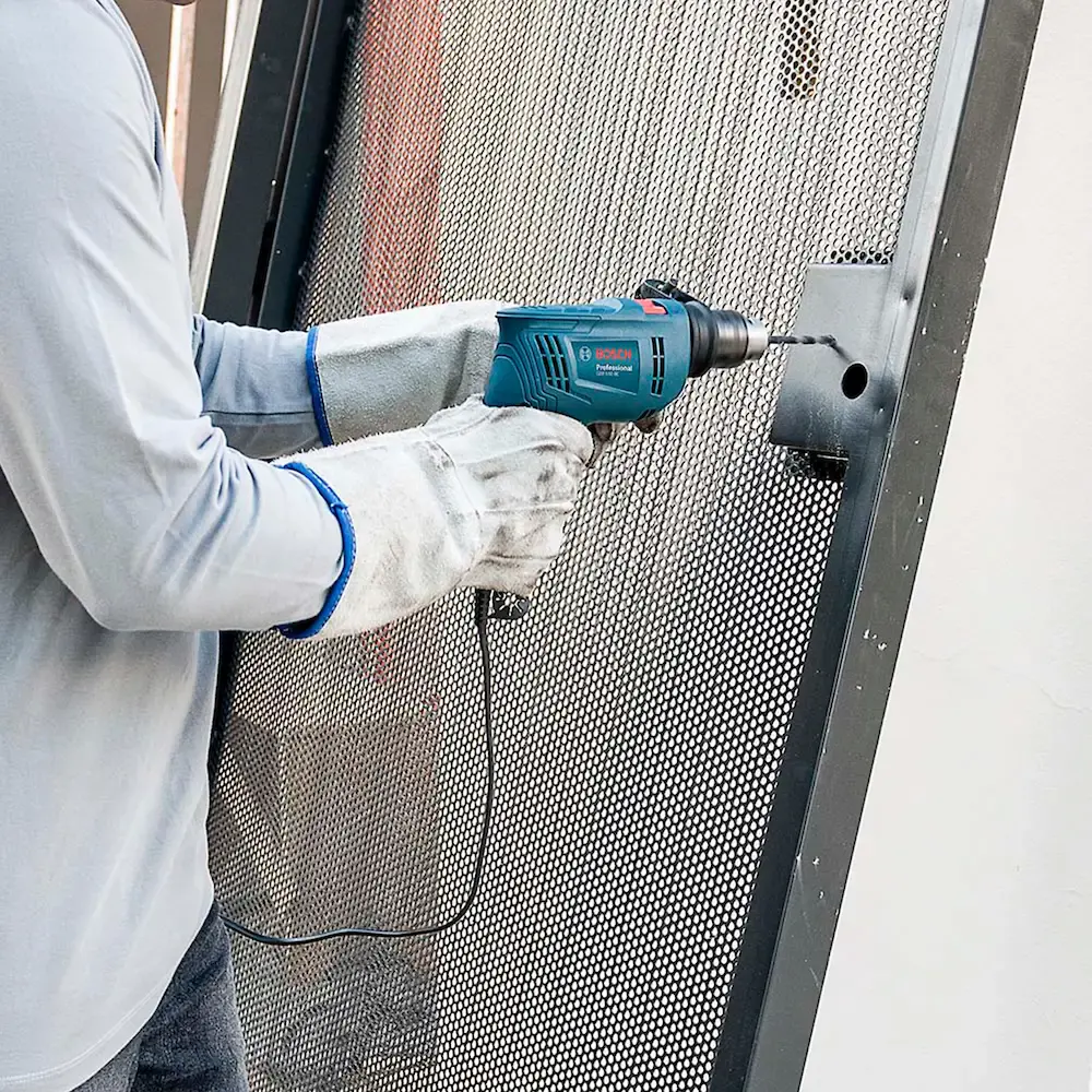 Furadeira de impacto Bosch GSB 550 RE 550W 220V — fotografia 5