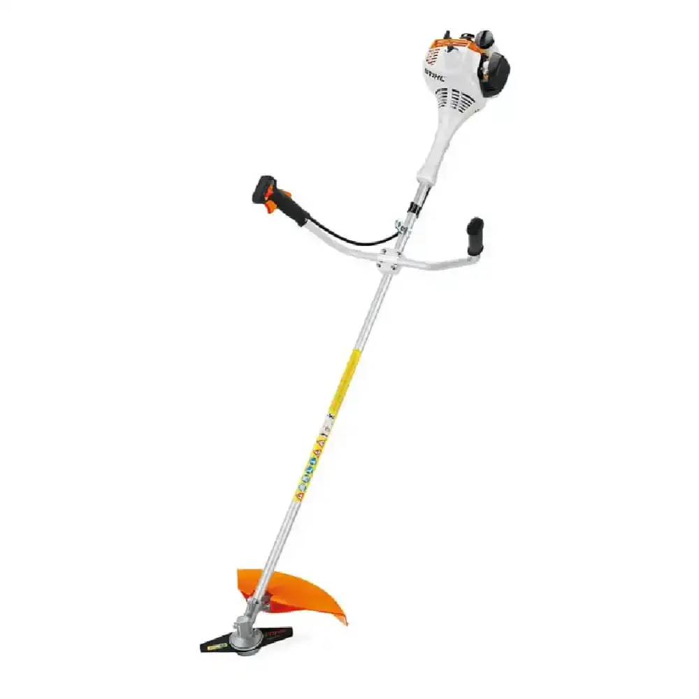 Roçadeira combustão a gasolina 1,0 CV 27,2 CC lâmina 2 facas FS 55 Stihl
