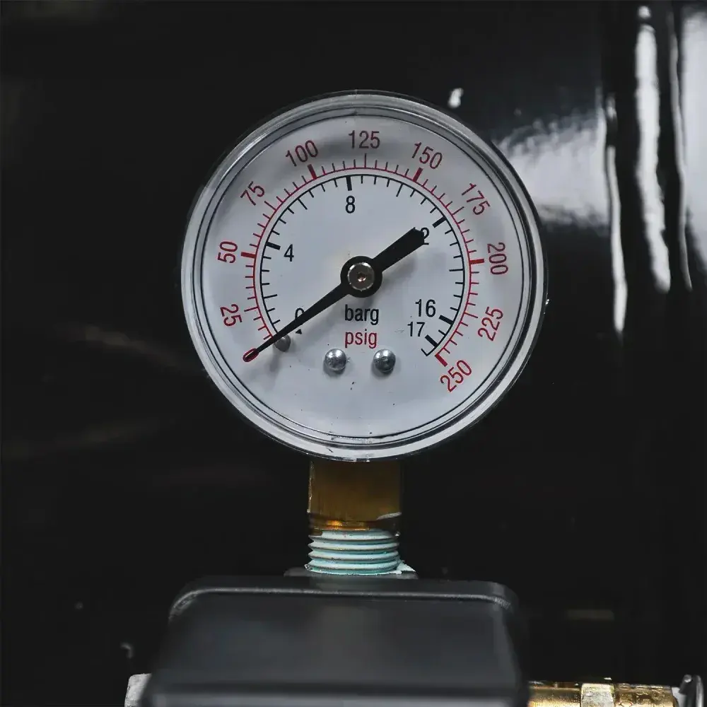 Compressor de ar 20 pés 200L max csv 220/380V Schulz — fotografia 10