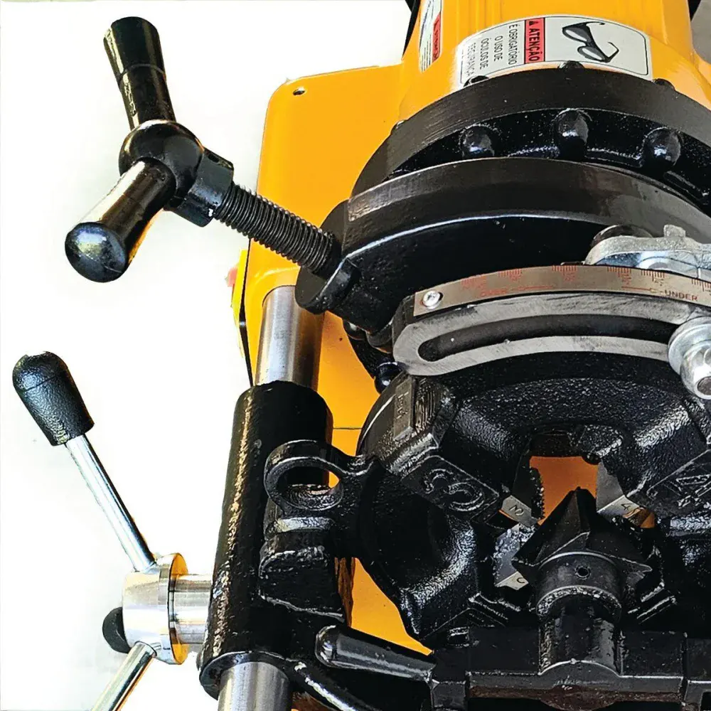 Rosqueadeira elétrica REC-2 1CV 1/2 a 2" bspt 220V da Ferrari — fotografia 5