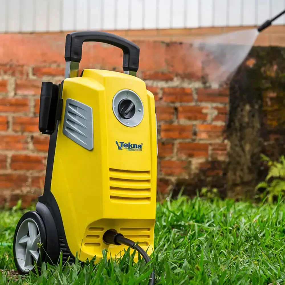 Lavadora alta pressão 2,0KW com rodas e alça alta 220V Tekna 220 V — fotografia 6