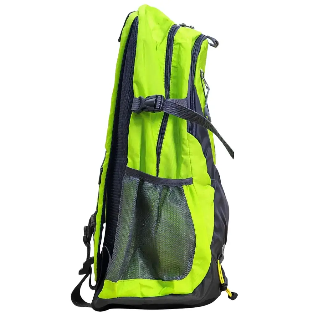Mochila em poliéster 30 litros com dois suportes para garrafas Zelt Azul — fotografia 12