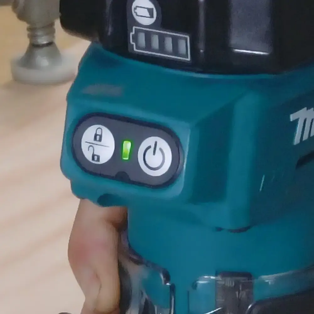 Tupia 6MM 1/4POL a bateria 18V 3,0AH DRT52Z sem bateria e carregador Makita — fotografia 3