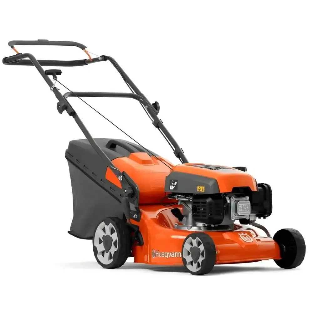 Cortador de grama a gasolina 2,6 HP corte 40 CM LC-140P Husqvarna — fotografia de referência