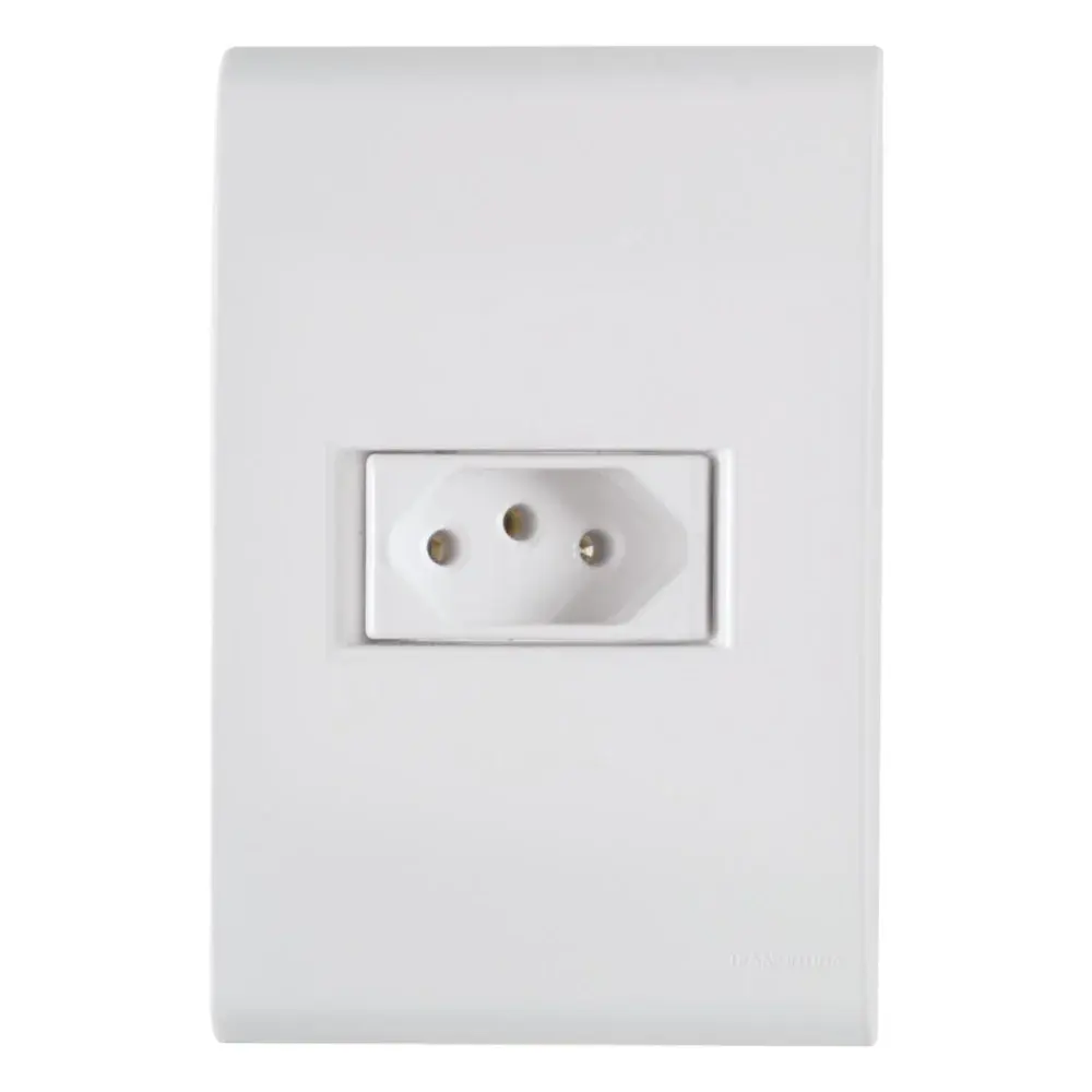 Tomada 4X2 3P liz 20 a 250 v branco Tramontina — fotografia de referência