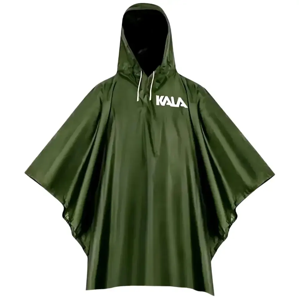Poncho capa de chuva impermeável em PVC verde araguaia Kala — fotografia de referência
