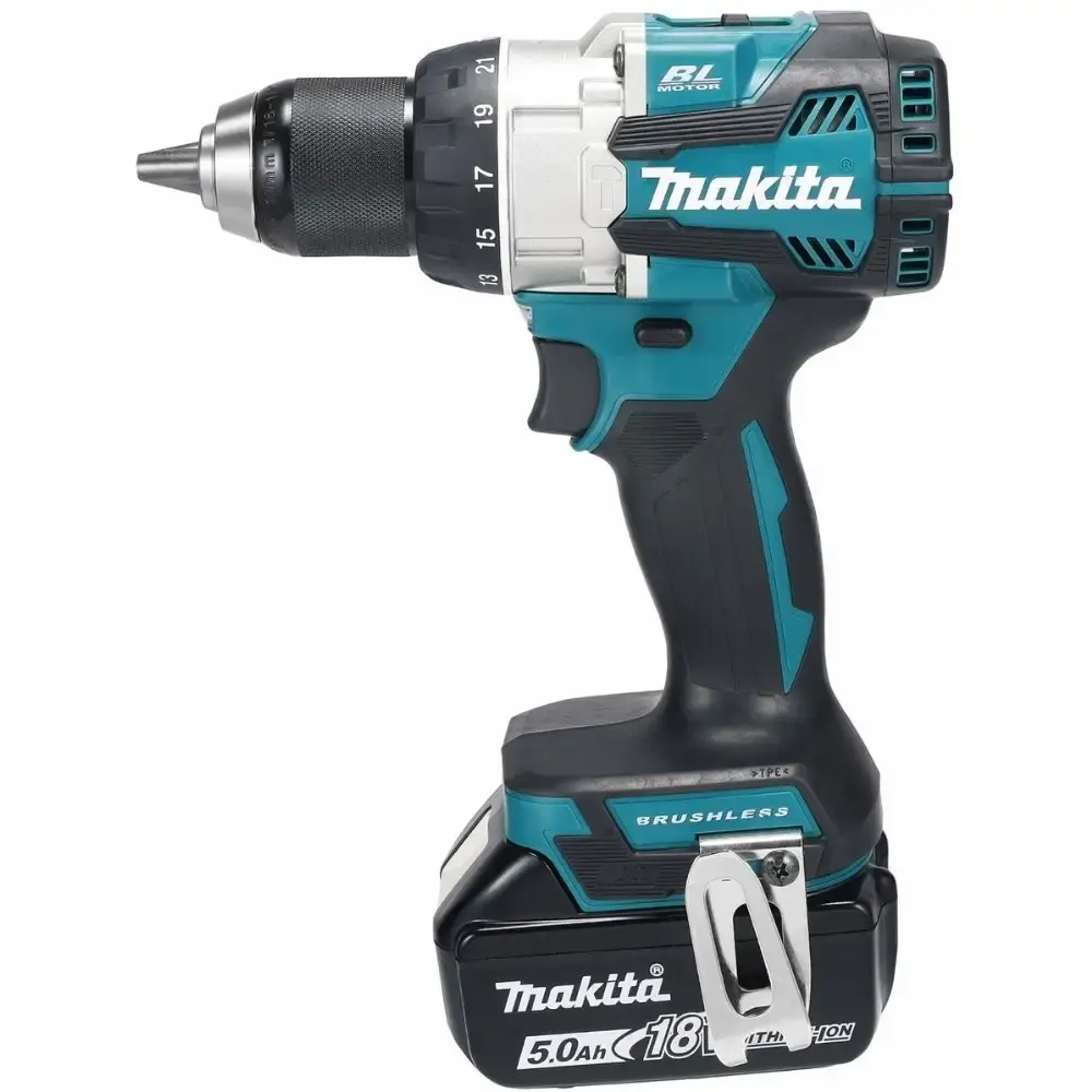 Parafusadeira furadeira de impacto 110NM a bateria com 2 baterias 18V 5,0AH e carregador Makita — fotografia de referência