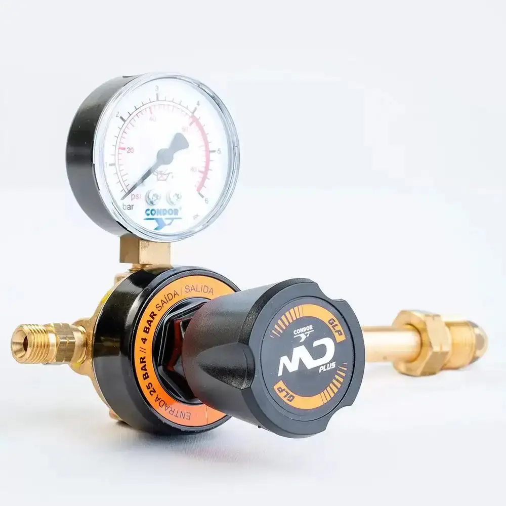 Regulador de pressão MD plus 4 GLP45 para cilindro Condor — fotografia de referência