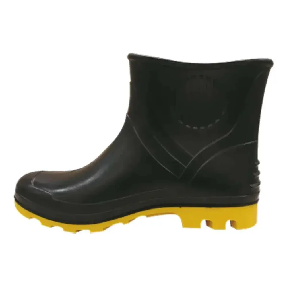 Bota de pvc cano curto preta com amarela Nº45/46 Grendene — fotografia de referência