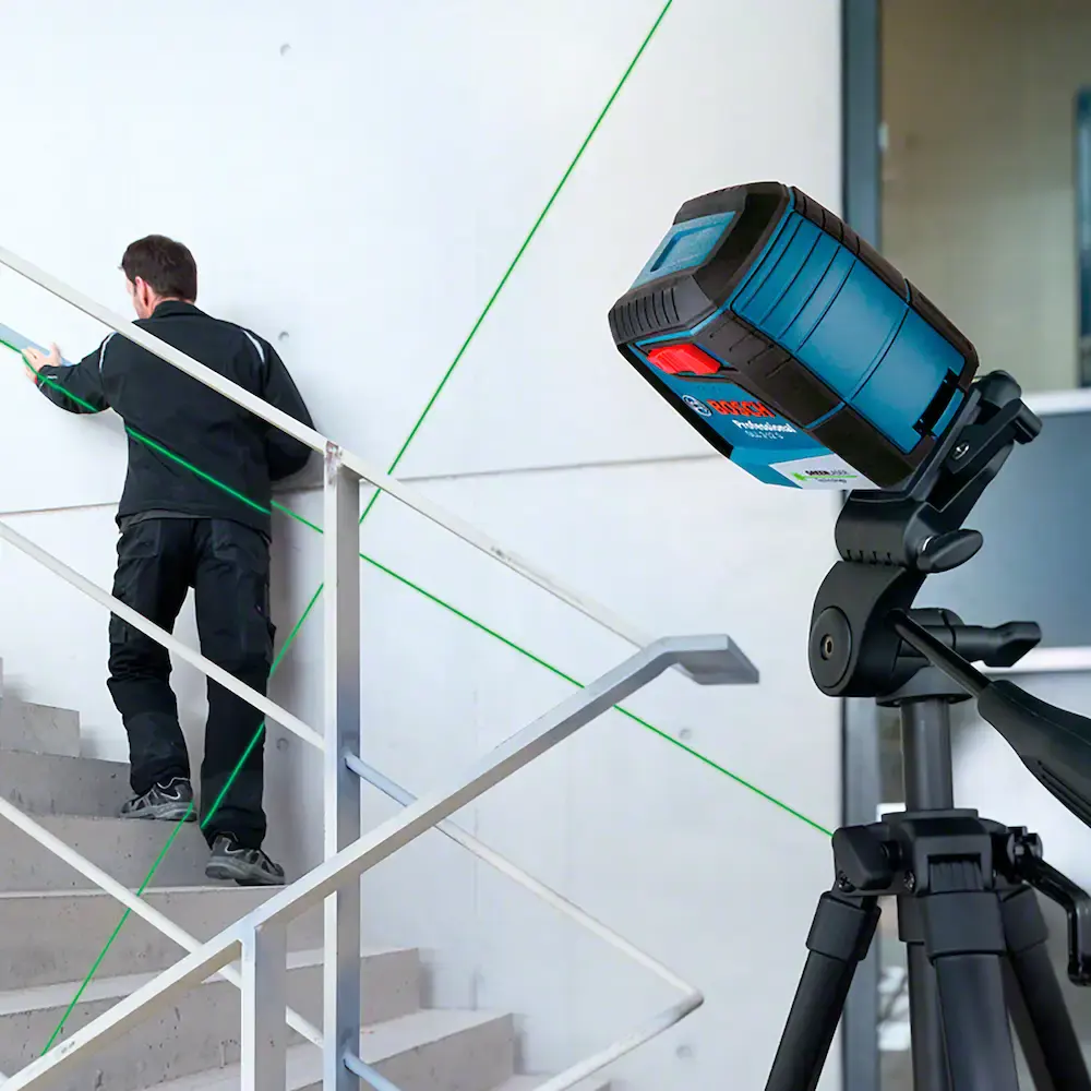 Nível Laser Verde Bosch GLL 2-12 G Alcance 12 metros com Suporte — fotografia 9