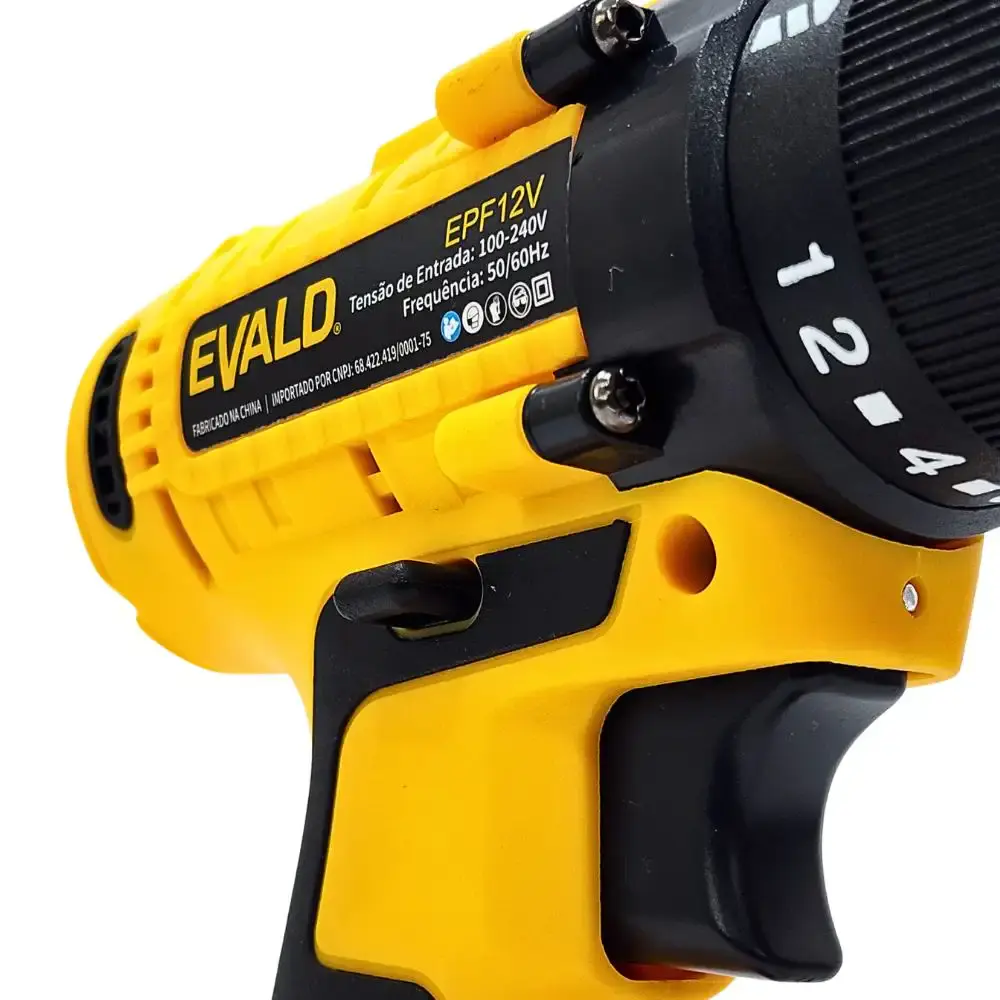 Parafusadeira furadeira bateria 12V com maleta e kit 136 peças bivolt Evald — fotografia 6