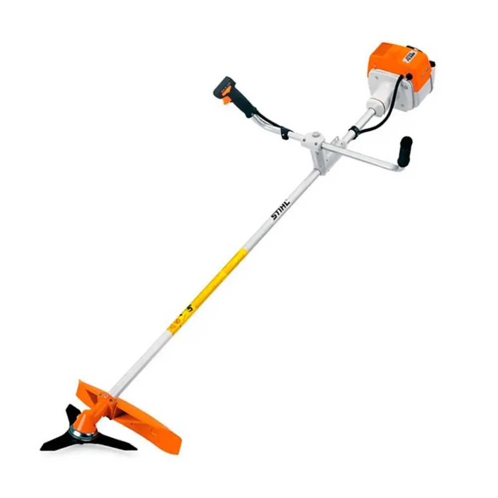 Roçadeira a gasolina fs 290 lâmina de 3 pontas 2.7CV Stihl — fotografia de referência