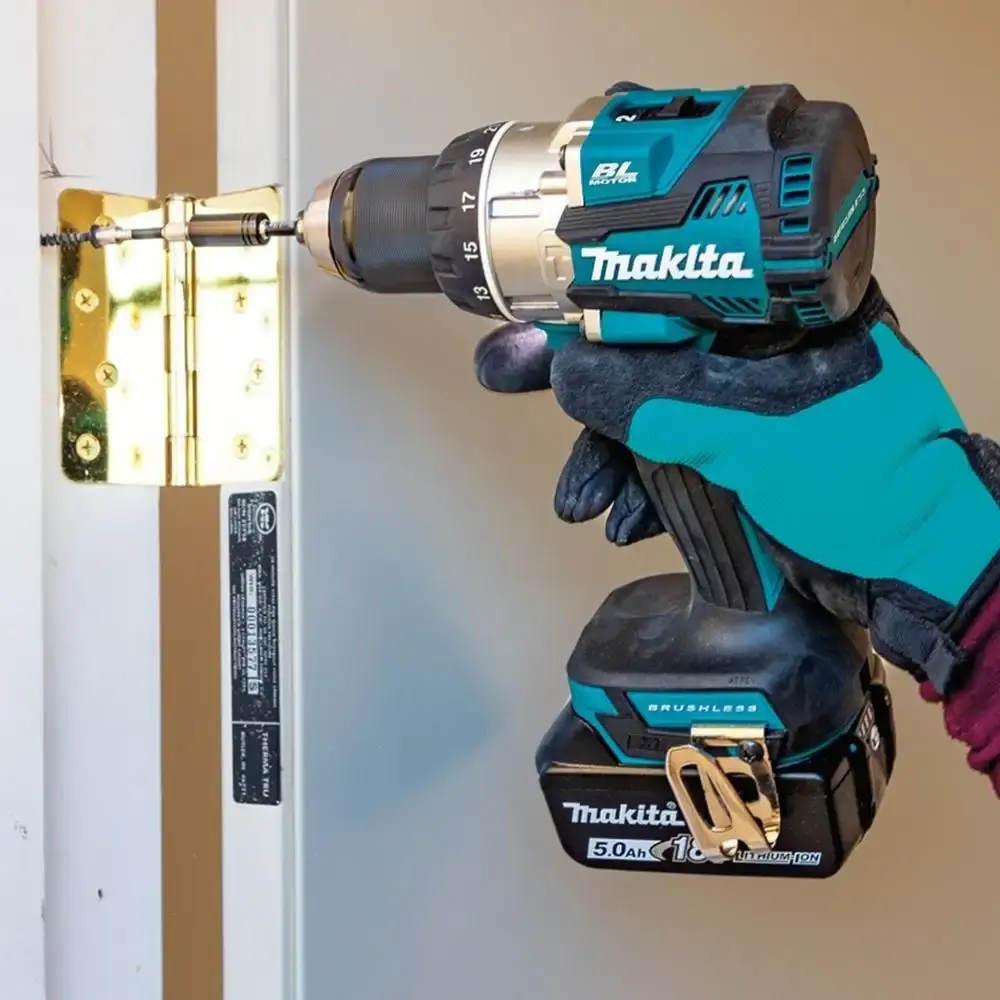 Parafusadeira furadeira de impacto 110NM a bateria com 2 baterias 18V 5,0AH e carregador Makita — fotografia 5