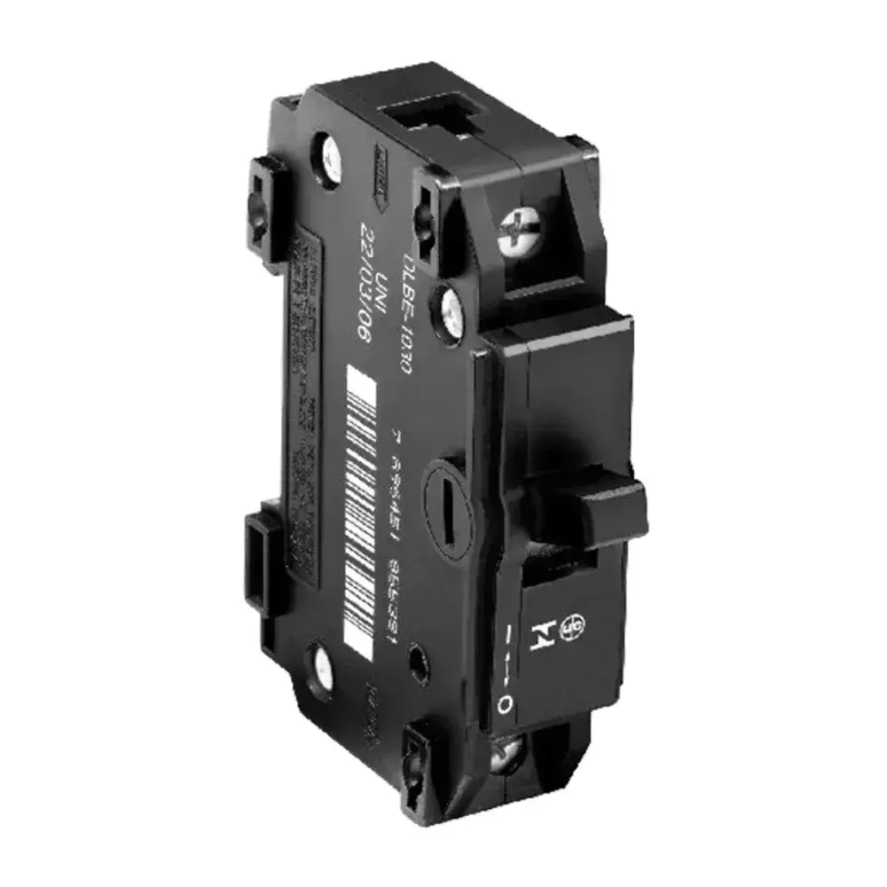 Disjuntor unipolar nema 30A C20 GE — fotografia de referência