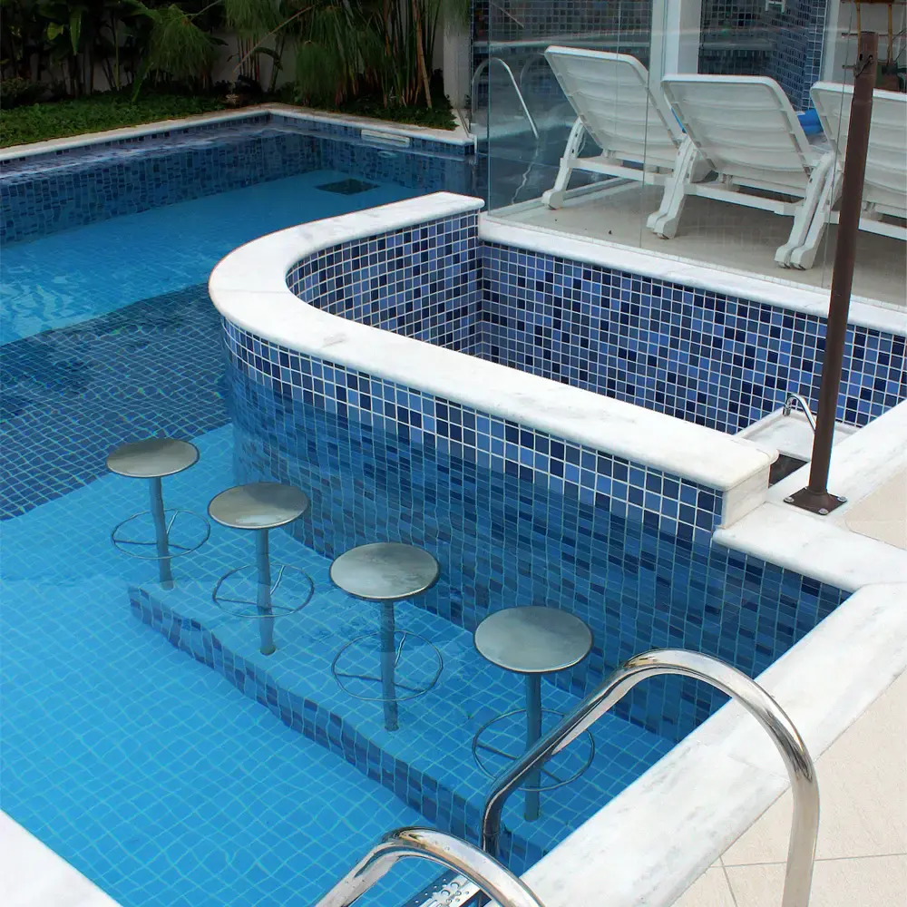 Banco Inox para Piscina Bar Molhado 25 CM x 140 CM EVALD — fotografia 7