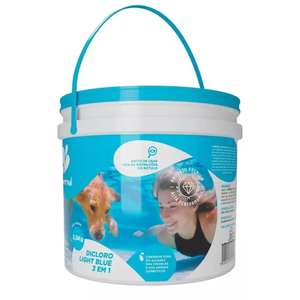 Cloro para piscinas 3 em 1 light blue 2.5 KG balde Montreal — fotografia de referência