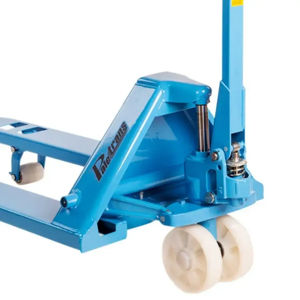 Paleteira transpalete manual 530 MM 3.000 KG roda dupla TM3000 RTN Paletrans — fotografia 3