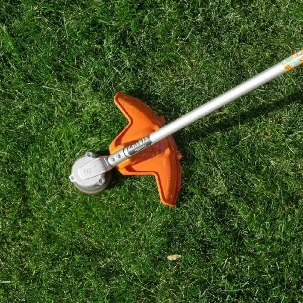 Aparador de grama a bateria 36V 40CM 320IL Husqvarna — fotografia 6
