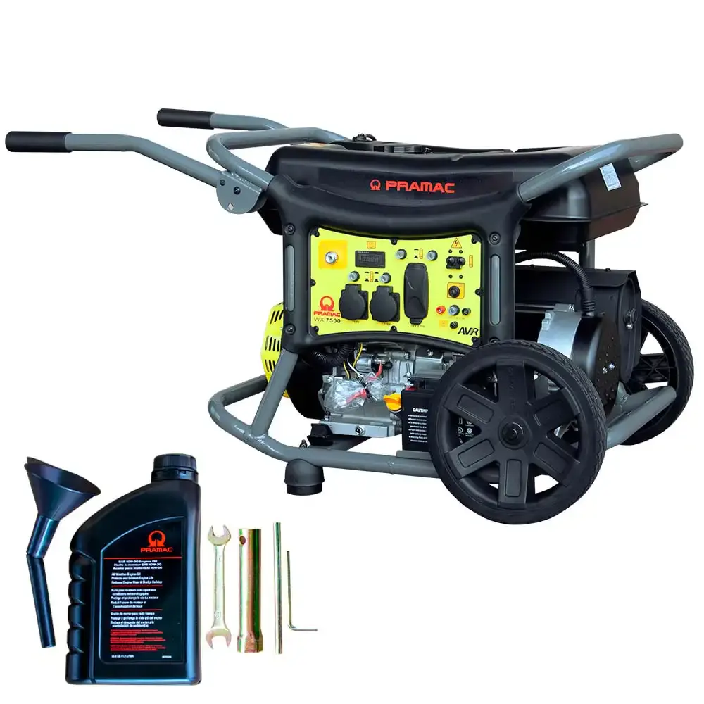 Gerador à gasolina 7.5 KVA digital com avr 4T WX7500 bivolt com bateria Pramac — fotografia de referência
