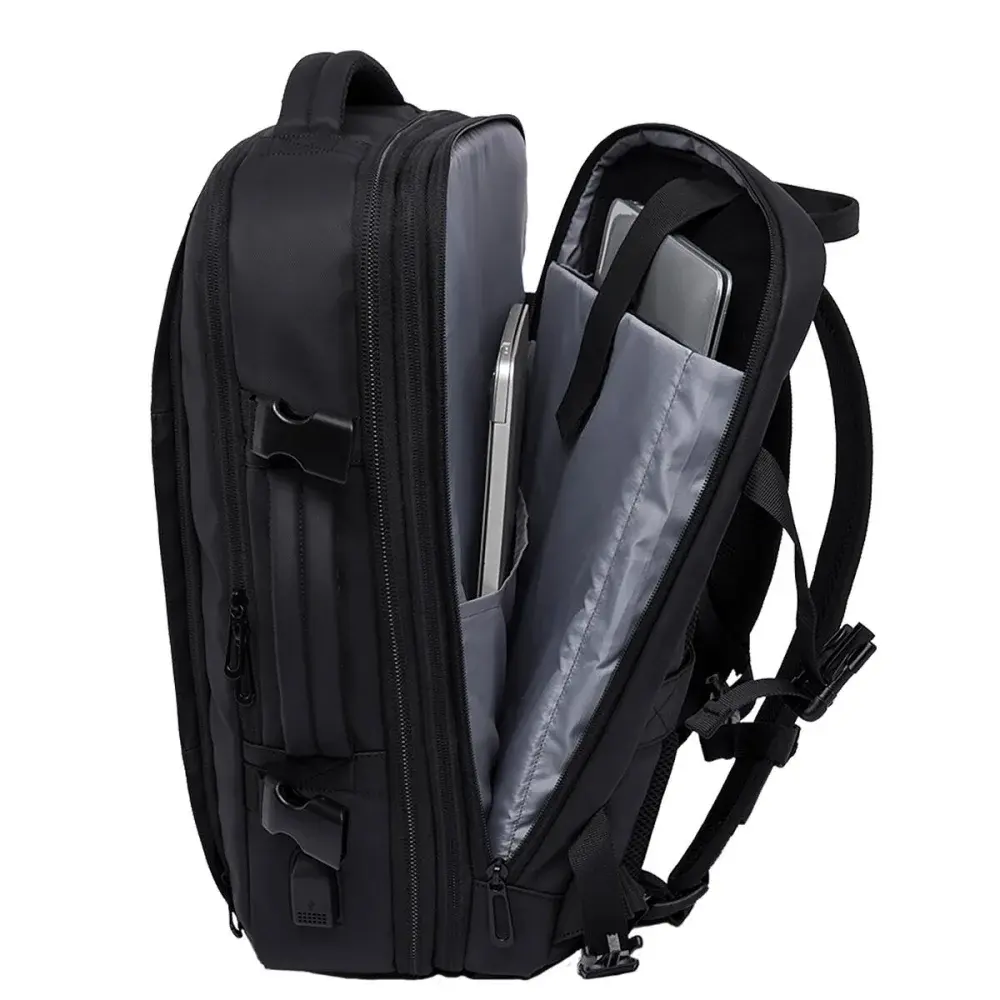 Mochila travel 40L preta Kala — fotografia 3