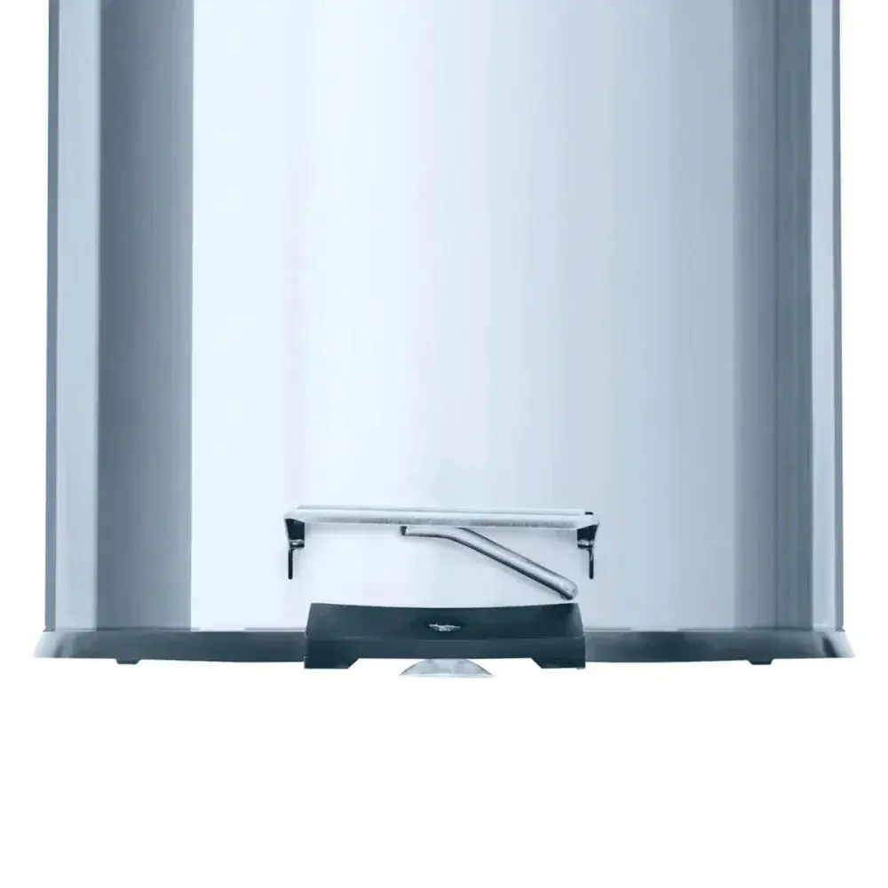 Lixeira aço inox 3L c/ pedal e sistema stay open Tramontina — fotografia 4