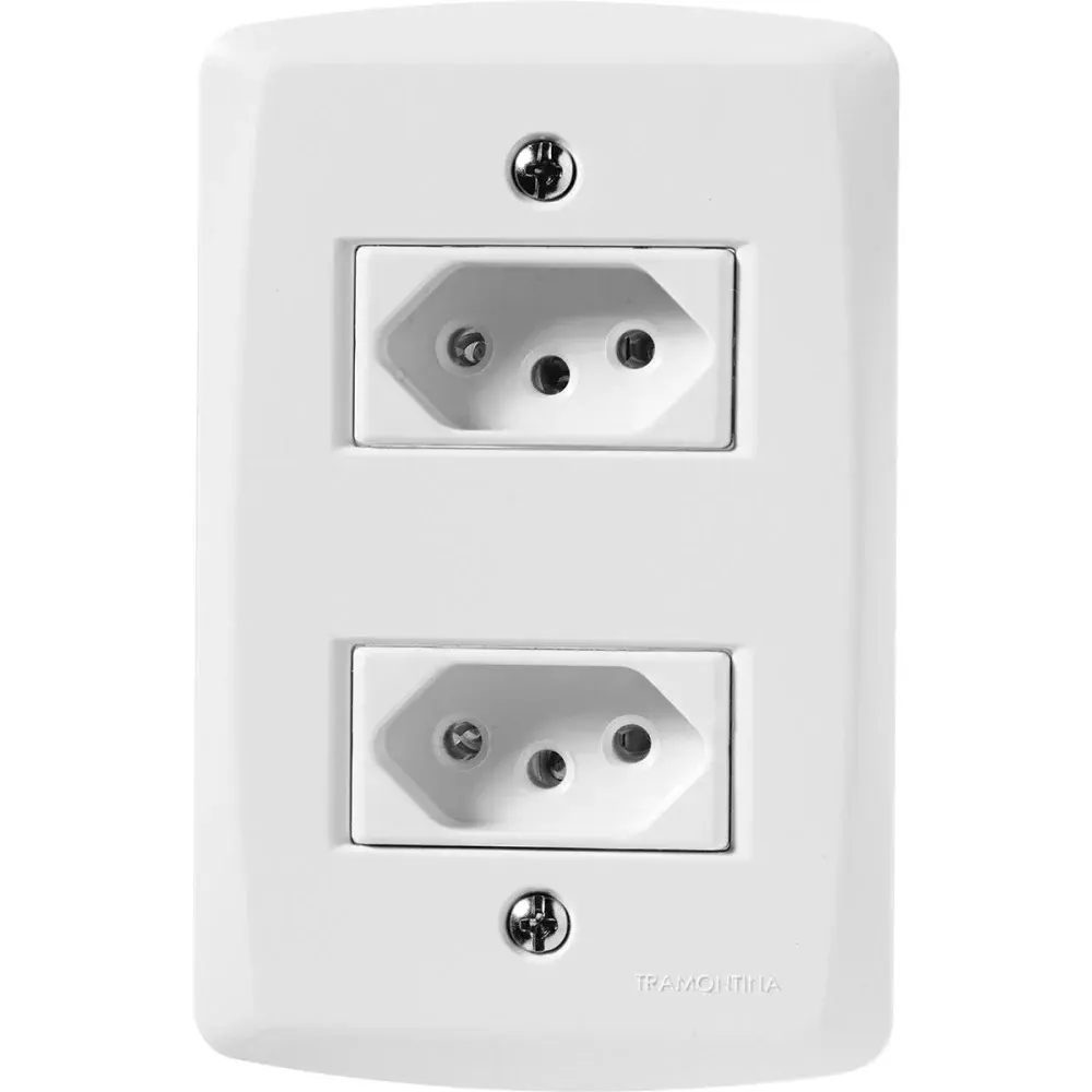 Conjunto com 2 tomadas 2P+T 10A 250V branco Tramontina — fotografia de referência