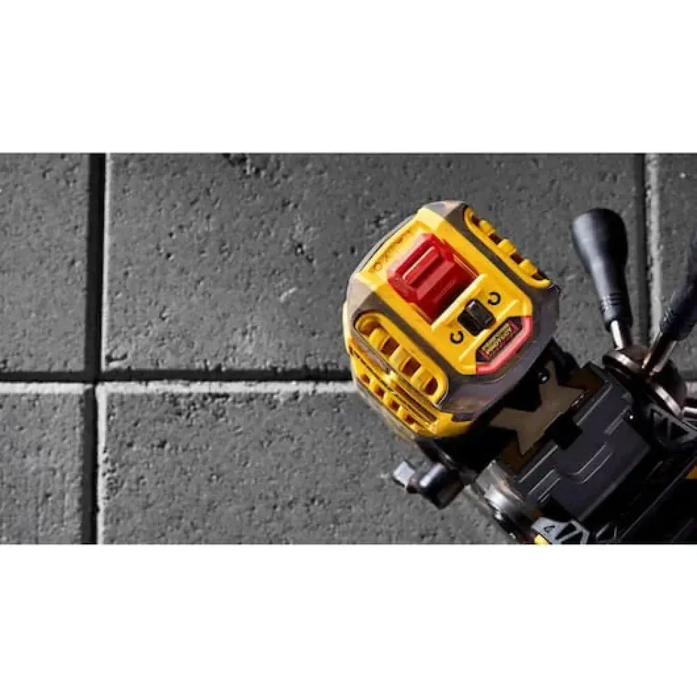 Furadeira de base magnética brushless 5/8 a bateria 20V flexvolt da Dewalt — fotografia 9