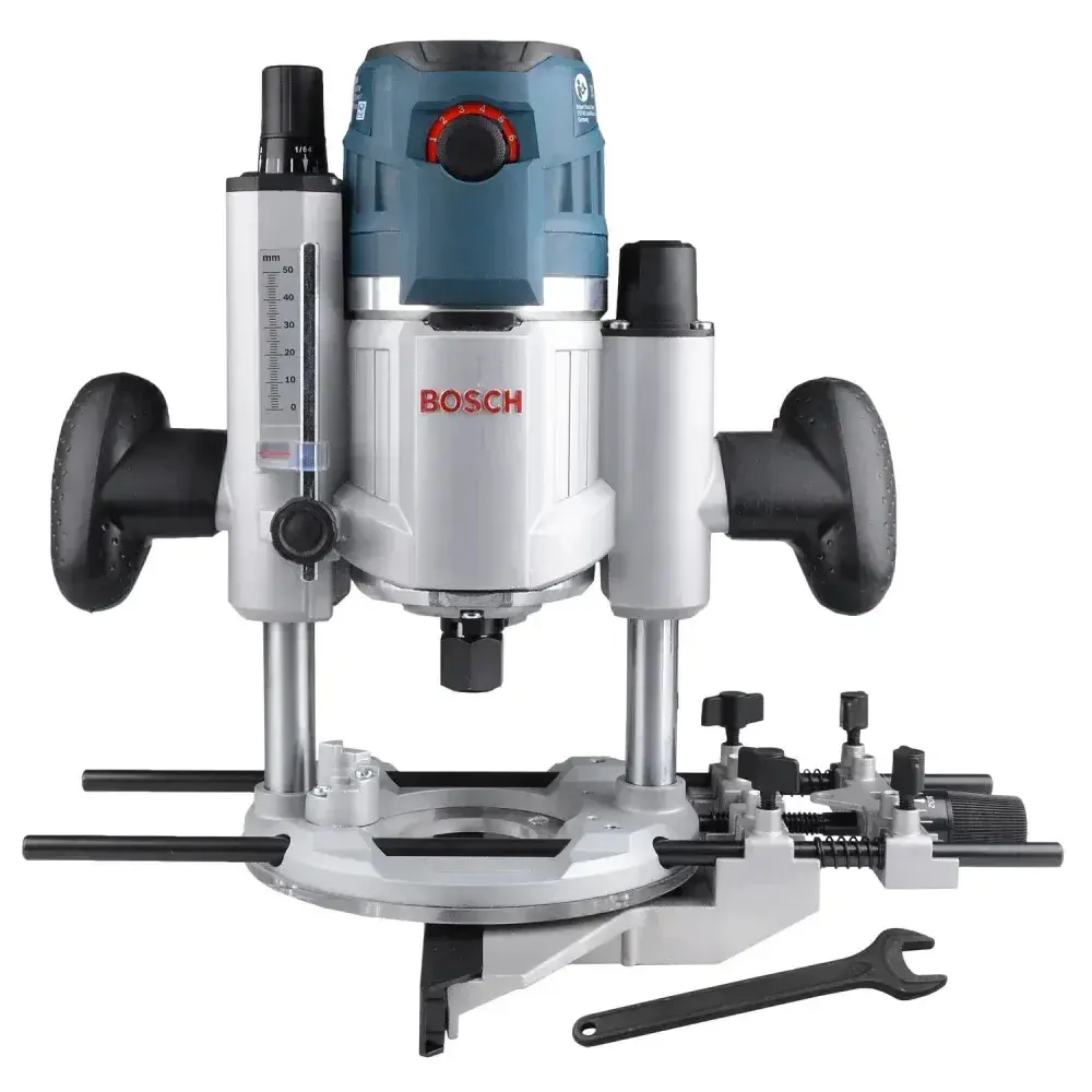 Tupia com base de imersão 1600W gof 1600 ce Bosch - 127V — fotografia de referência