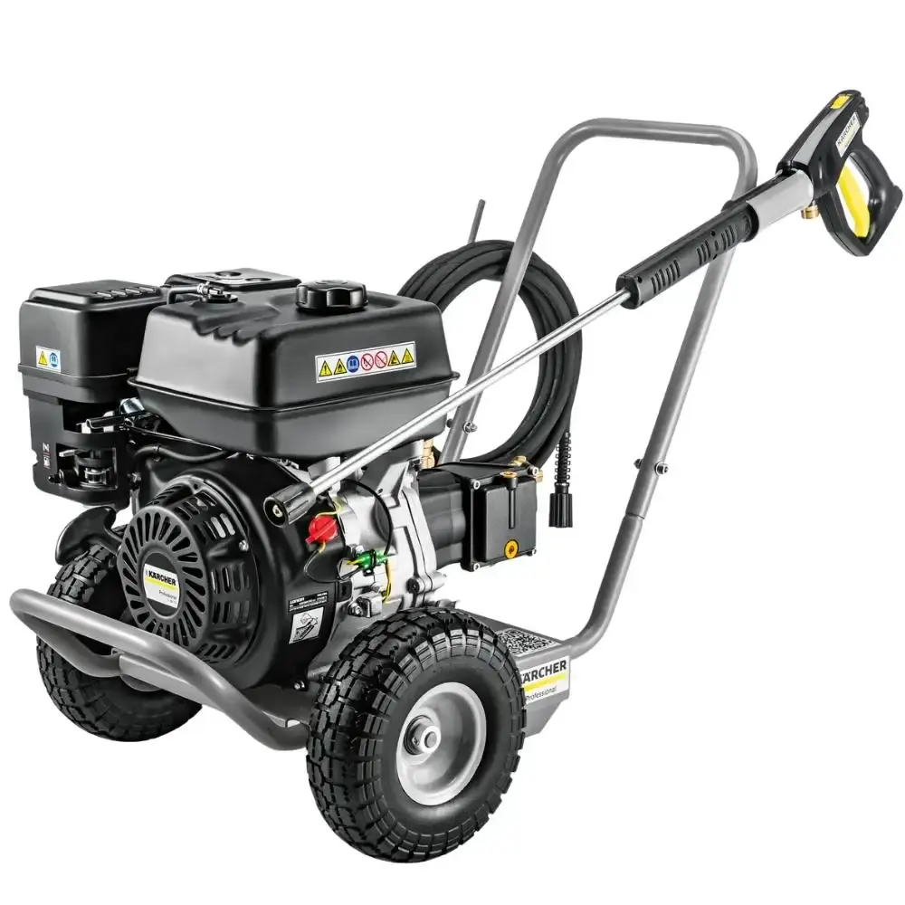 Lavadora de alta pressão a gasolina 600 l/h HD 6/15G Karcher — fotografia de referência