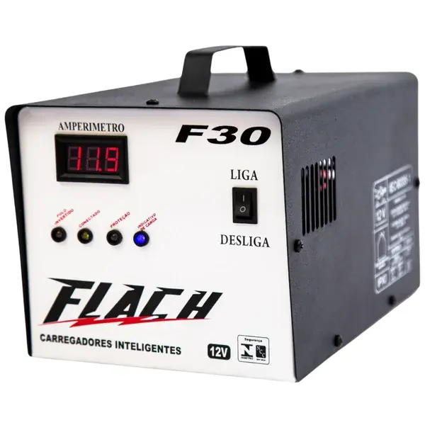 Carregador de baterias F30 - 30 ah - 12V Flach — fotografia de referência