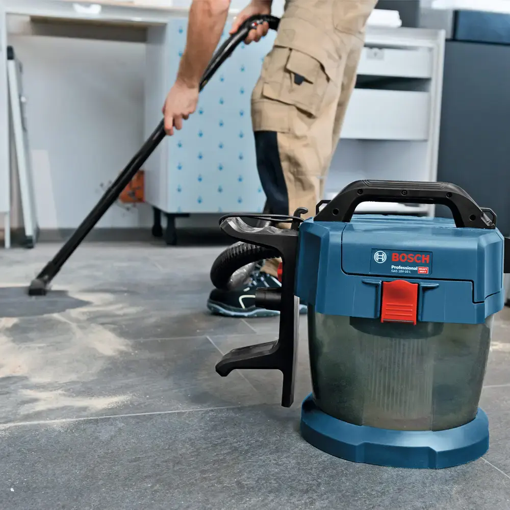 Aspirador de pó à bateria 18V GAS18V-10L 2 baterias 4,0AH, carregador bivolt e bolsa Bosch — fotografia 6