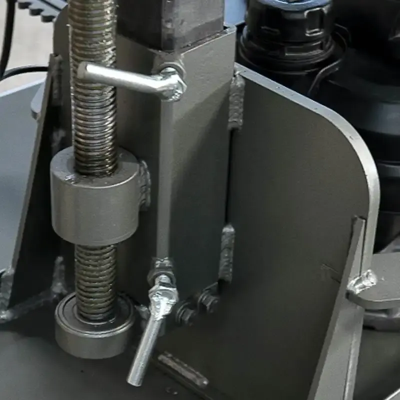 Aparador de Grama Traseiro para Motocultivador TT90R-XP e TT90-XP-U AGT-700M c/ Motor MÁQUINA FORT — fotografia 5