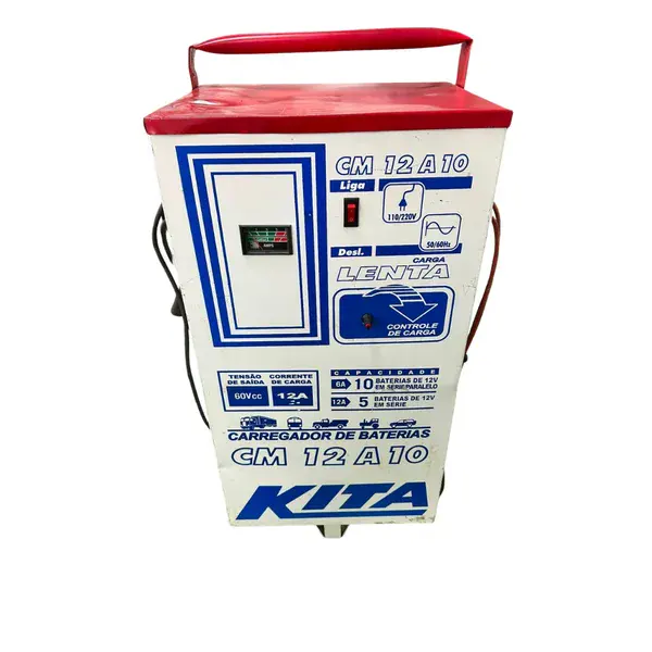 Carregador de baterias 12AH 60V - Kita semi novo — fotografia de referência