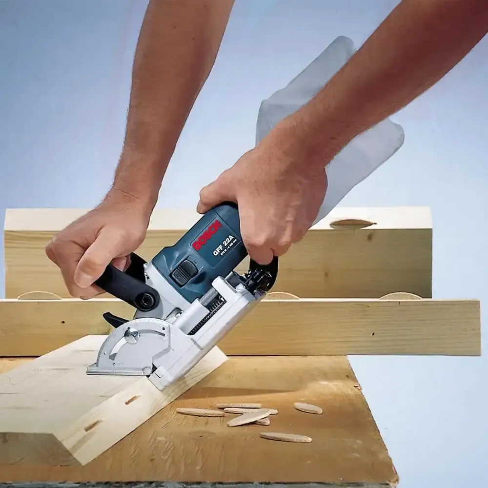 Fresadora de junção 670W GFF 22A 220V Bosch — fotografia 6