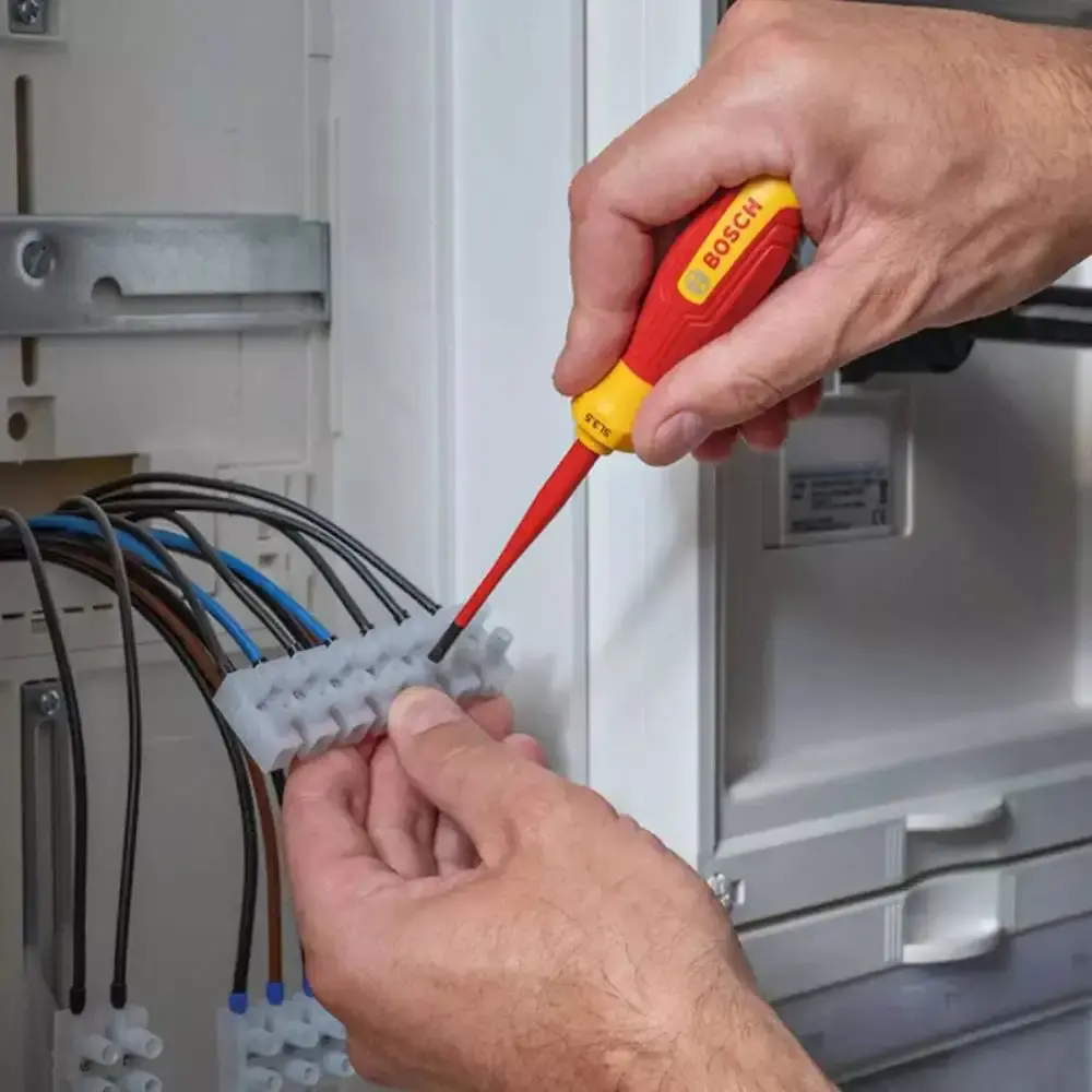 Chave VDE Pozidriv PZ 1 x 100 milímetros 1000 volts BOSCH — fotografia 5