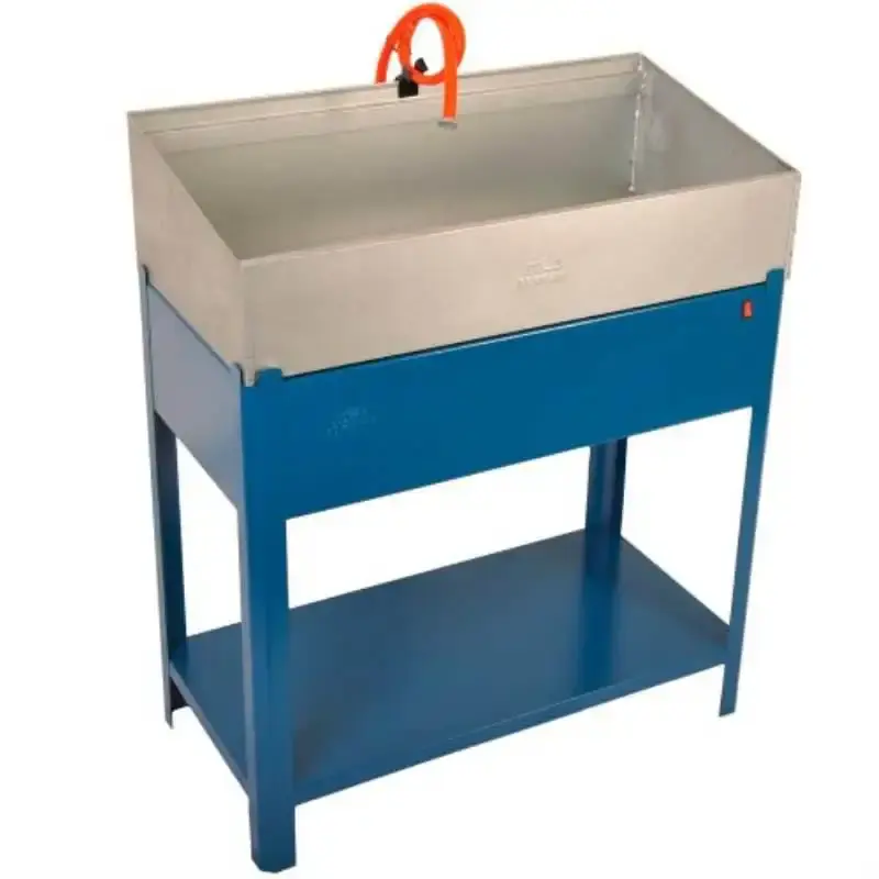 Lavadora de peças com eletrobomba 20 litros 80 CM LV810/820 Fercar 220 V — fotografia de referência