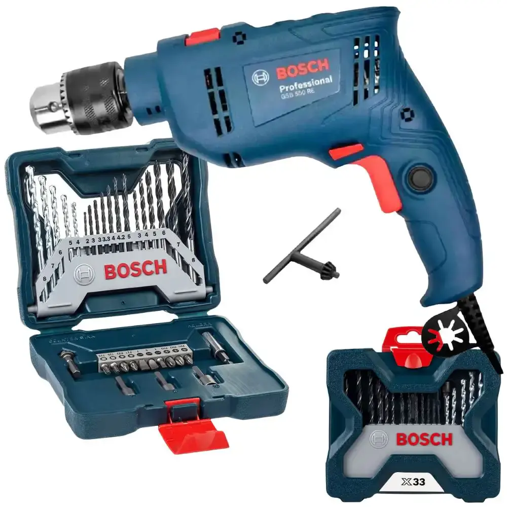 Furadeira de impacto 1/2 polegadas 550W com reversão GSB550 com estojo 30 peças x-line titânio Bosch 220 V — fotografia de referência
